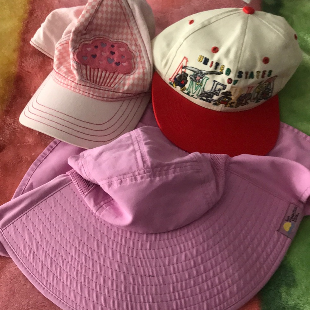 Toddler hats, lot